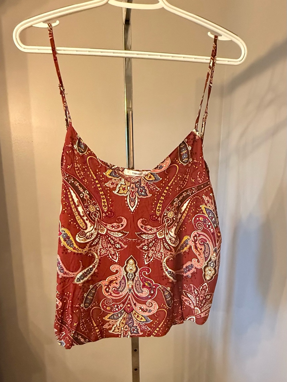 TIMING Women's Rust Red Paisley Short Sleeve Tunic